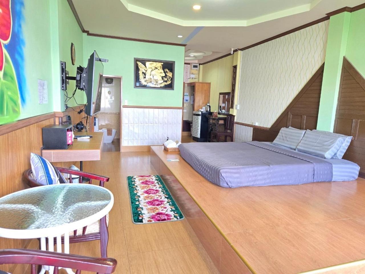 Suwanna Riverside Chai Nat Екстериор снимка